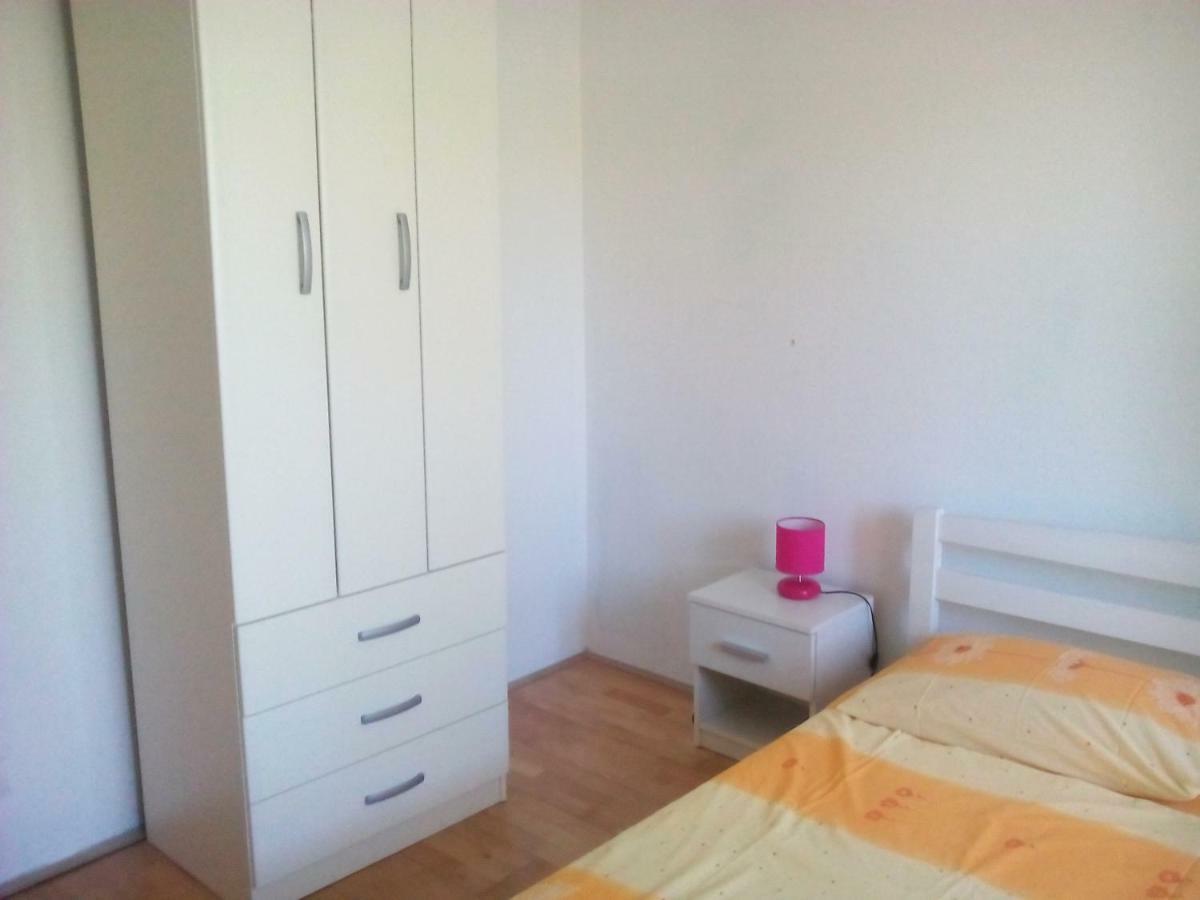 Apartments Petko Rogoznica  Eksteriør bilde